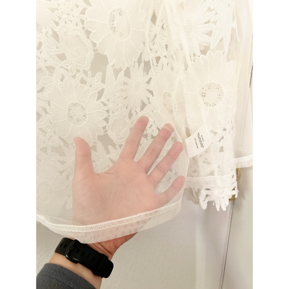 MICHAEL SIMON Textured white Floral Sheer Cropped Blazer Gold hardware SZ:Small - Picture 13 of 16